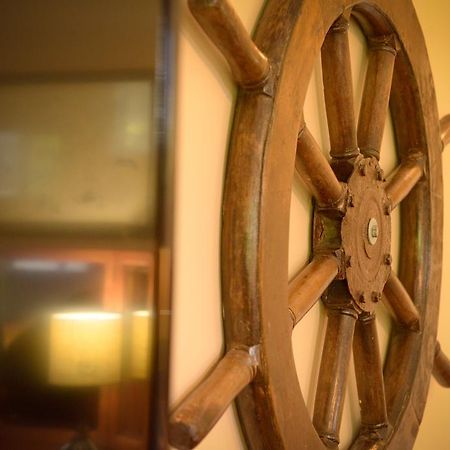 Ocean Mist Guesthouse Ucluelet Ngoại thất bức ảnh
