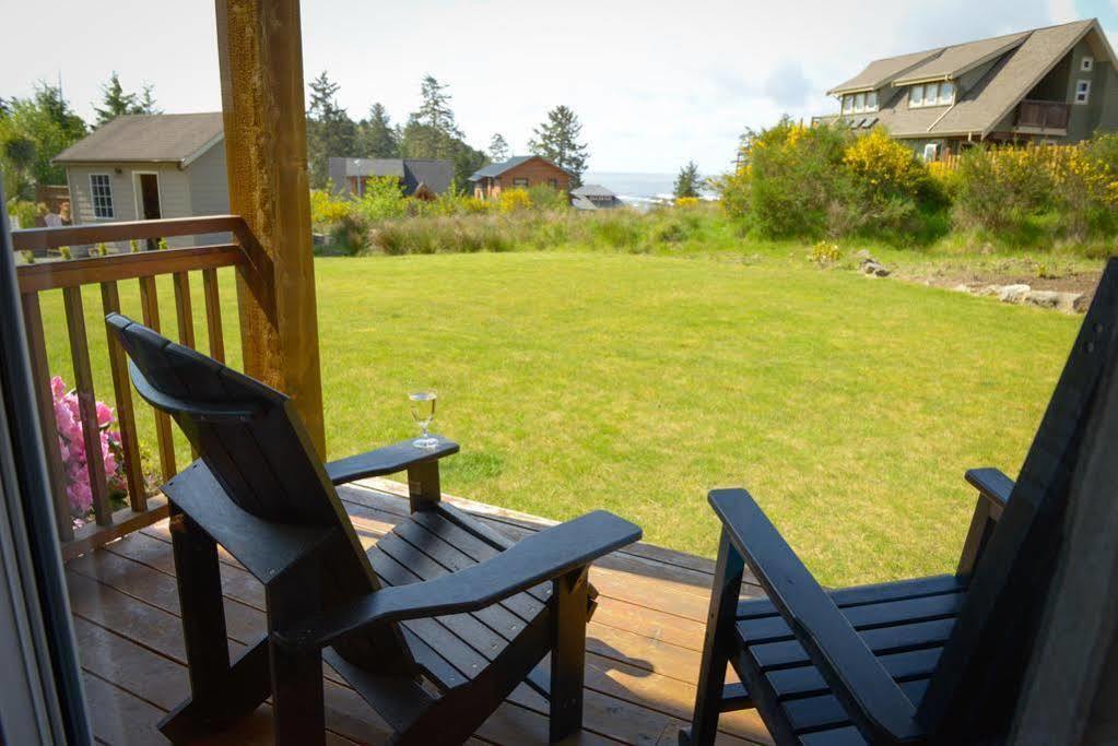 Ocean Mist Guesthouse Ucluelet Ngoại thất bức ảnh